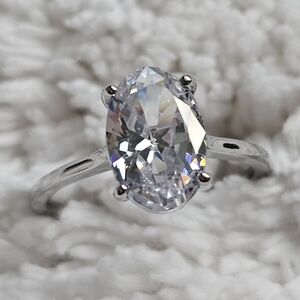 Silver Oval Cut Solitaire CZ Diamond Cocktail Ring Size 8 NWOT